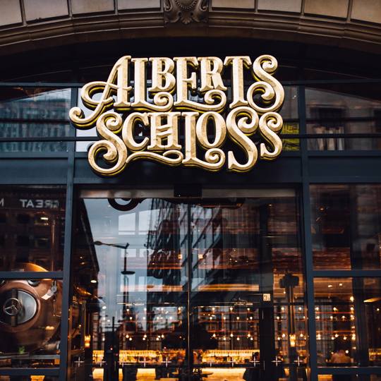 Albert Schloss 02